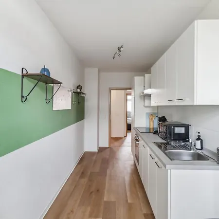 Salihomes/max Apartment/5pax/modern Eingerichtet/voll Ausgestattet Kueche *